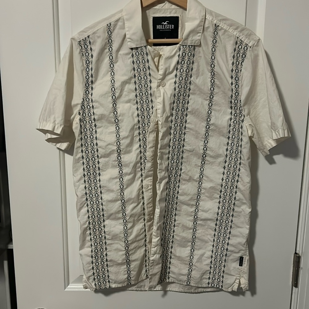 Hollister casual button down shirt